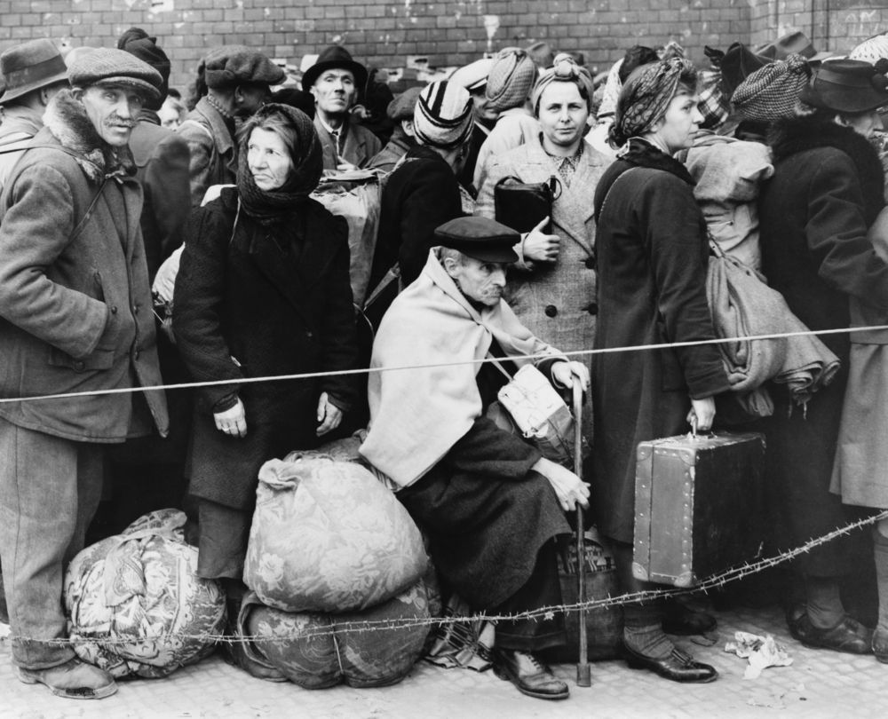 Displaced German population, Anhalter train station, Berlin, 1945.