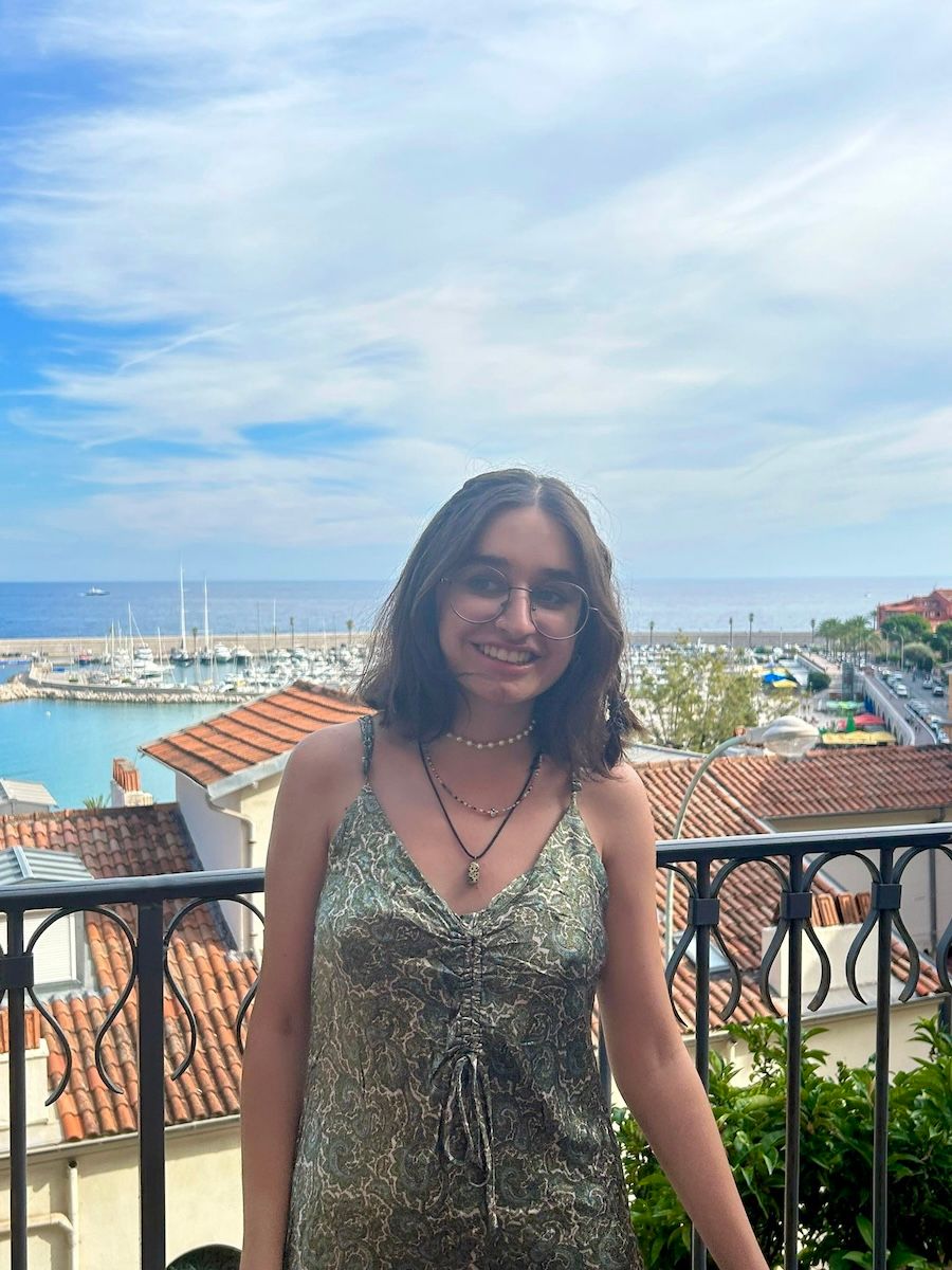 Sarina Soleymani, étudiante du campus de Menton