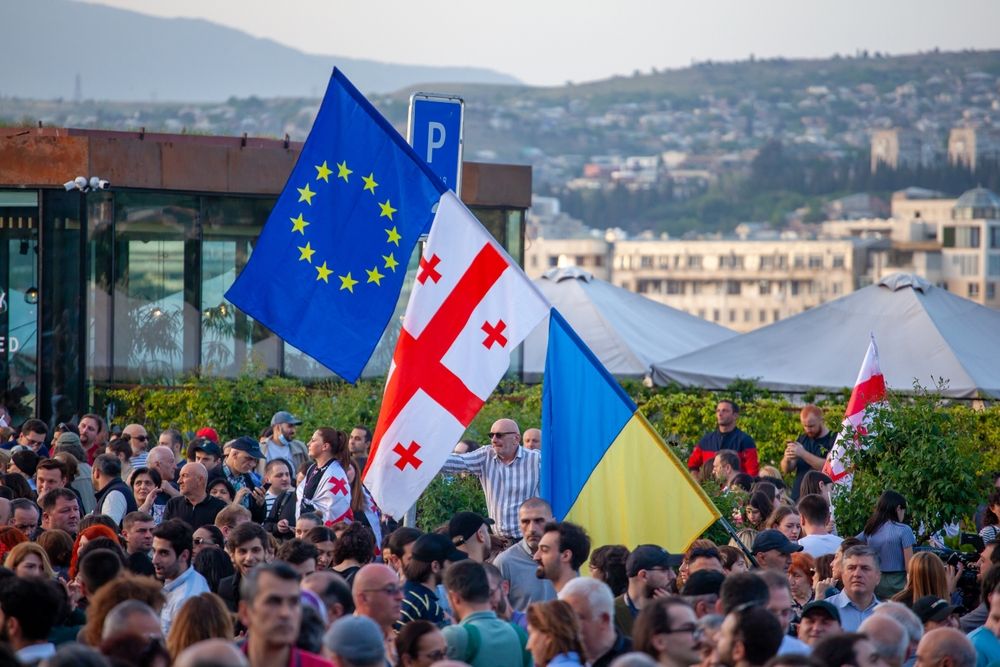 Tbilissi, 28 octobre 2024, rassemblement  pour protester contre les résultats des élections législatives du 26 octobre 2024.