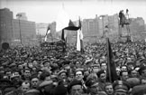 Varsovie, place des Défilés, le 24 octobre 1956