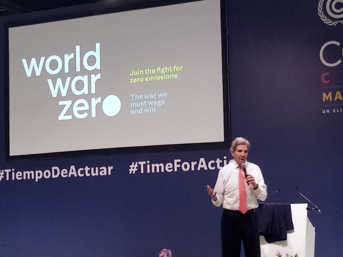 COP 25 John Kerry World War Zero. Photo by Carola Kloeck