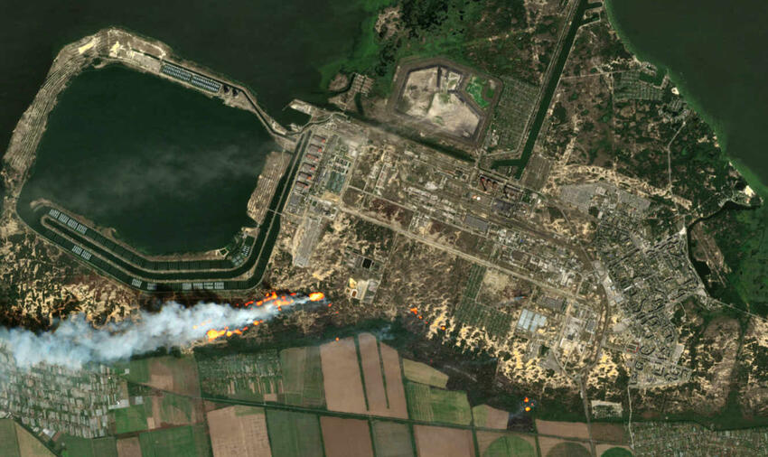 Satellite view of the Zaporizhzhia nuclear power plant and fires in the surround