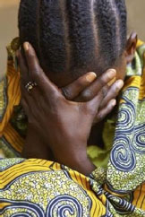 Congo (République démocratique), Bukavu, hôpital de Panzi. Une femme victime de violences sexuelles. 07/07/2006