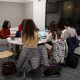 Des étudiantes au travail dans l’une des deux nouvelles salles projets du 27 Saint-Guillaume