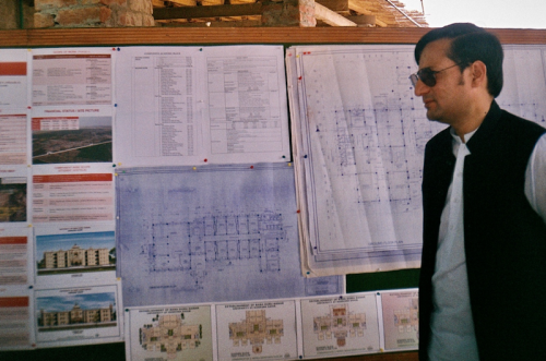 Inspection du préfet I. Nankana Sahib, Pendjab, Pakistan, 12 mai 2022.