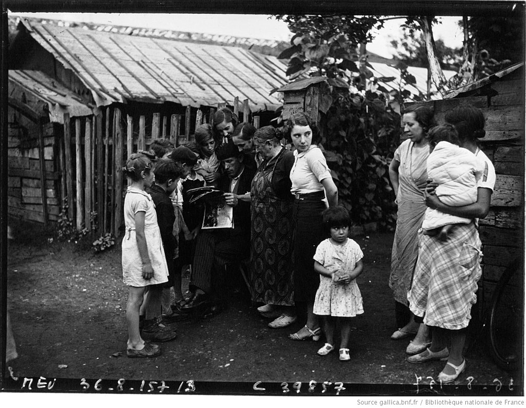 Spanish immigrants, Paris, 1934. Public Domain via wikicommons