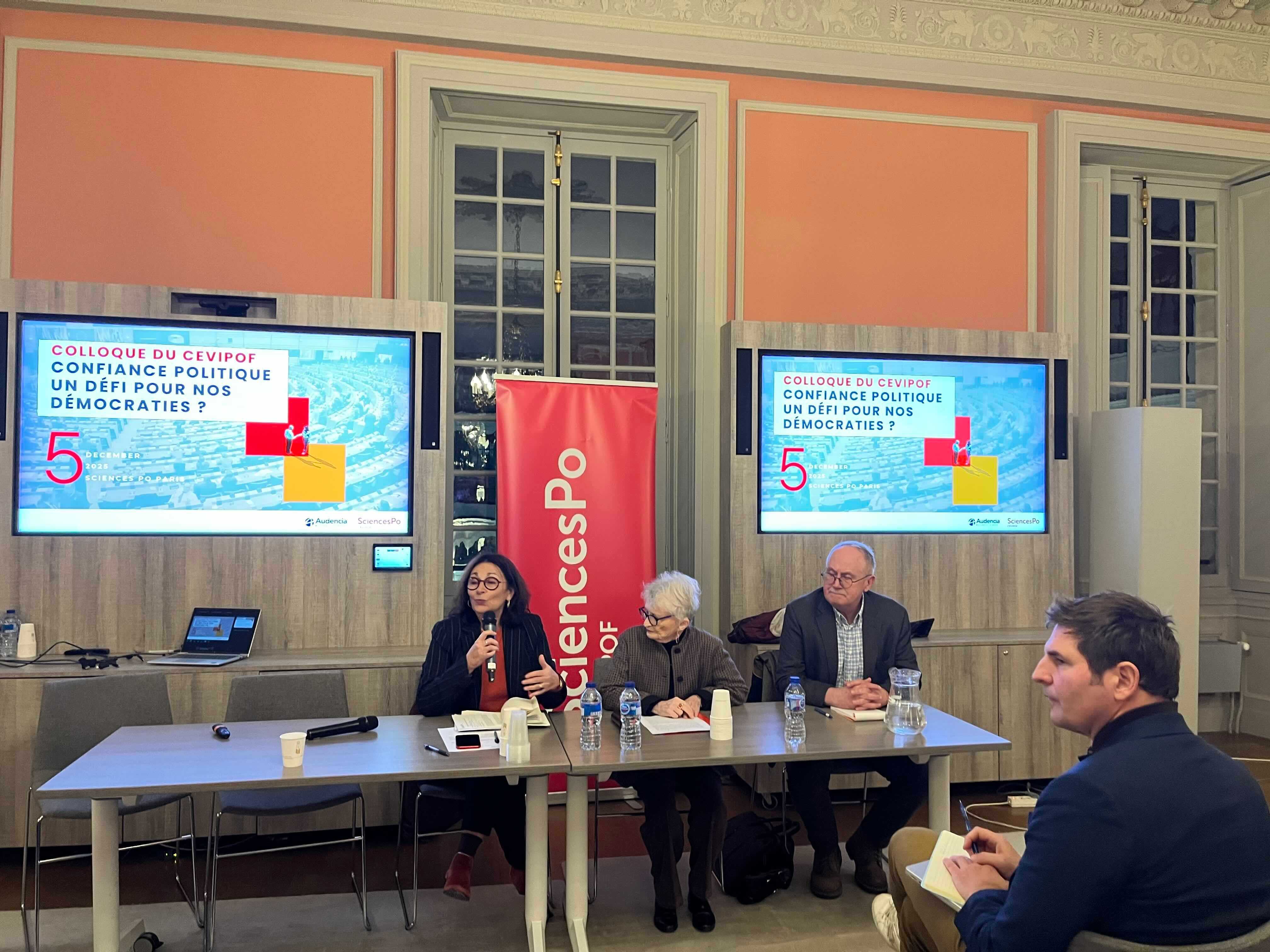 Colloque TRUST 5.jpeg