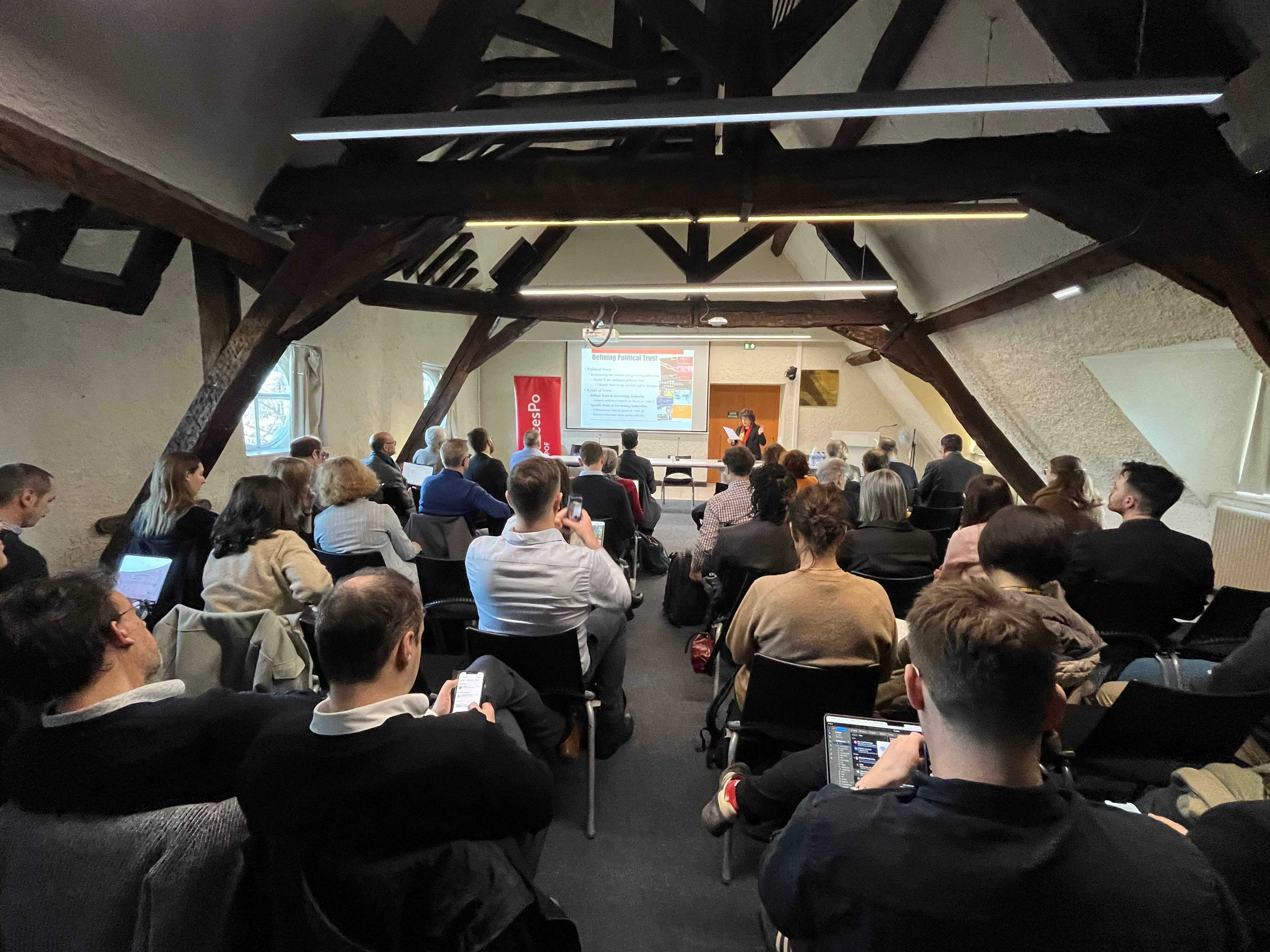 Colloque TRUST 6.jpg