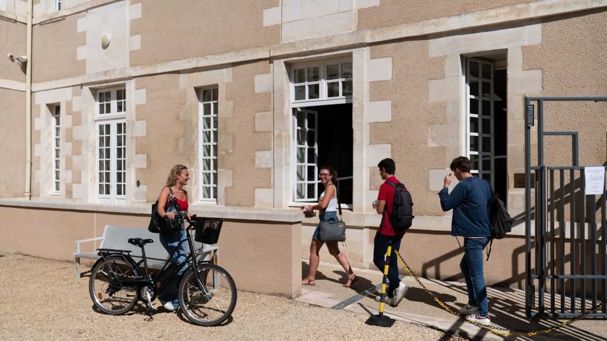 sciencespo-campus-poitiers-facade-16-9-001.jpg