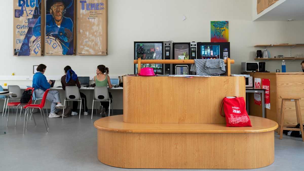 sciencespo-campus-poitiers-interieur-16-9-000.jpg