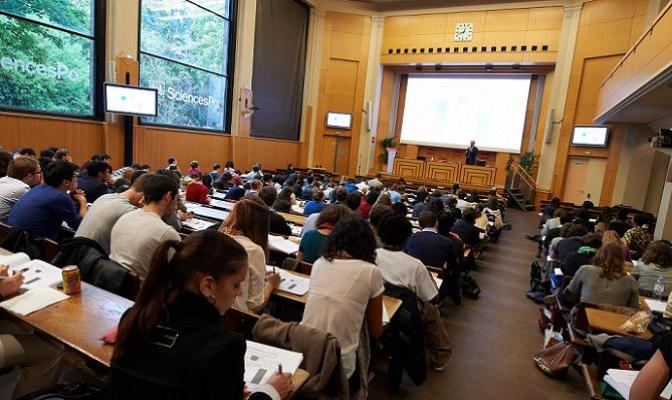 Recrutement d'un(e) professeur des universités 