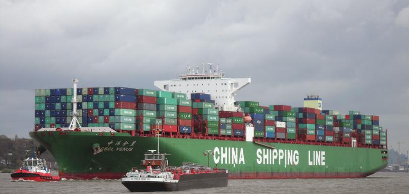 Le cargo CSCL Venus de la compagnie maritime chinoise : Buonasera, [https://goo.gl/mCTZNb](https://goo.gl/mCTZNb), sous licence CC BY-SA 3.0.
