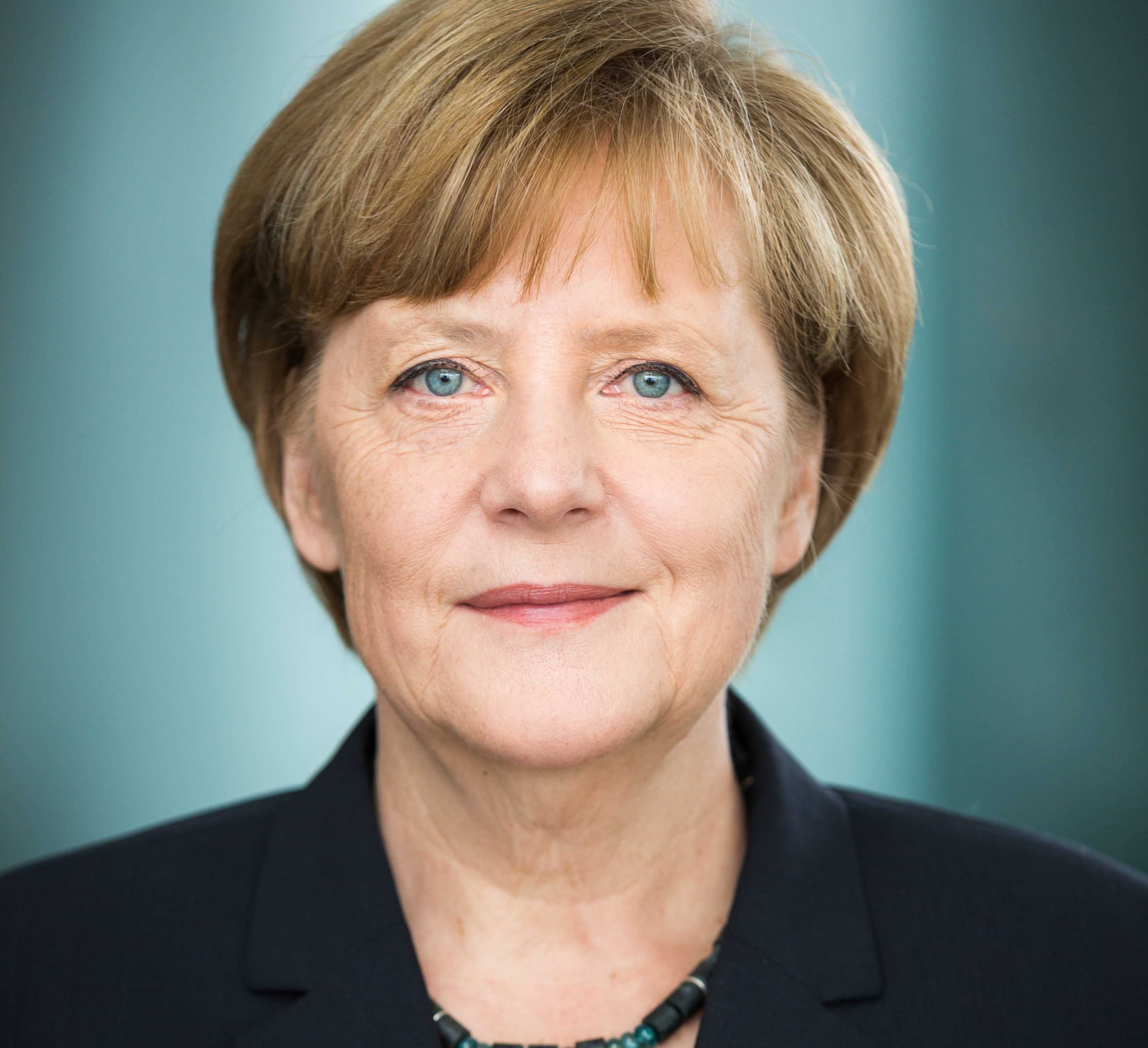 Cérémonie de remise du titre de Docteure Honoris Causa à Angela Merkel