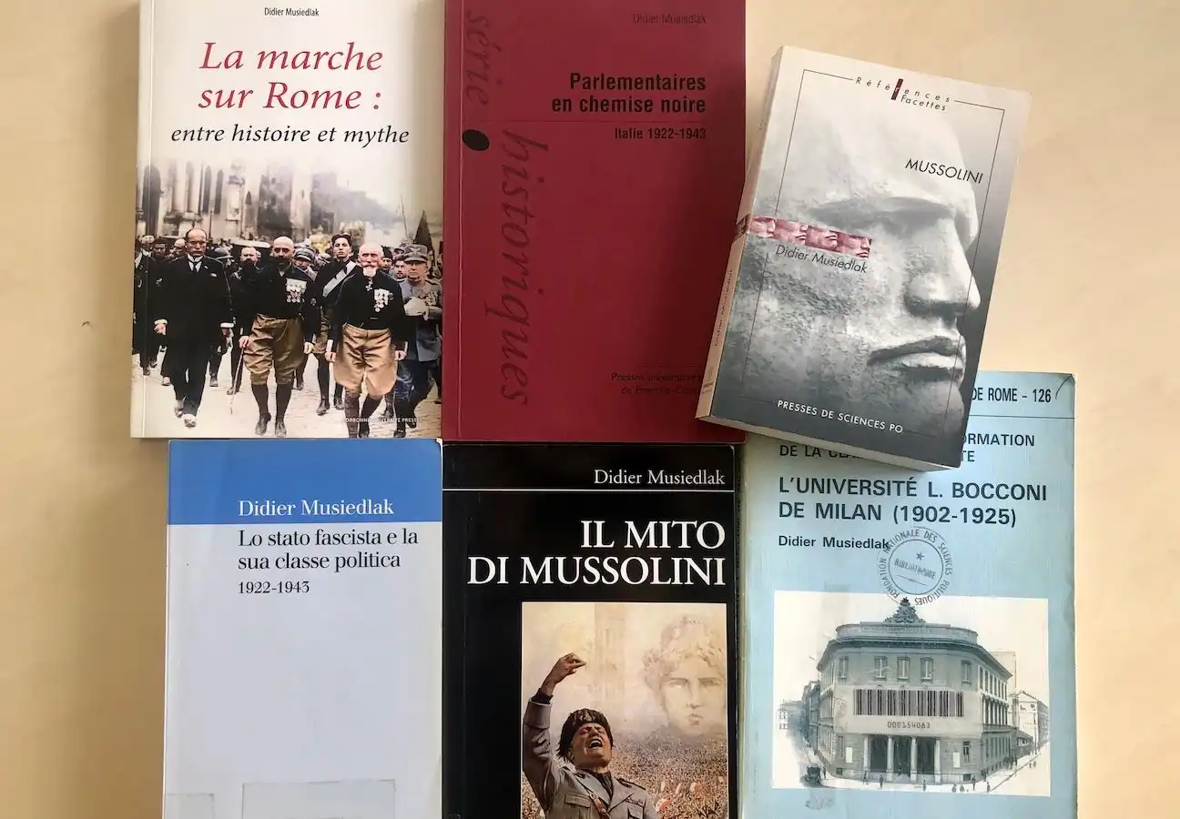 Six livres de Didier Musiedlak.