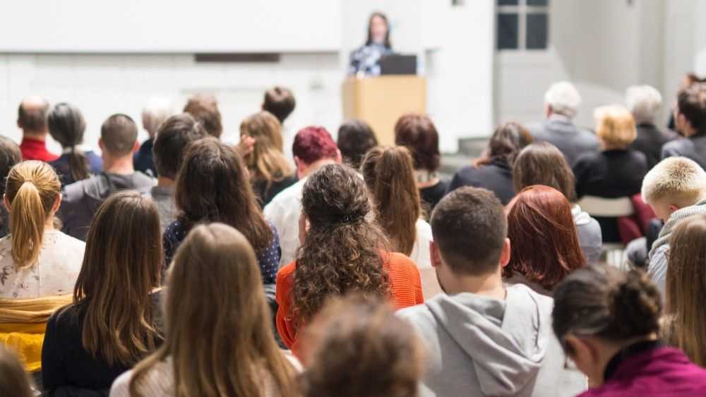 Contributions to the reflection on Evaluation of public policies 