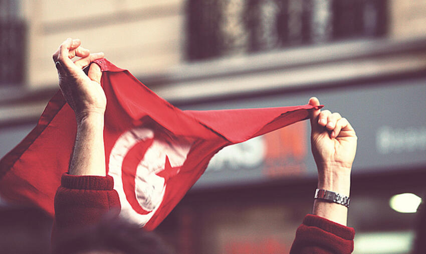 Photo Gwenael Piaser - Protest Tunisia (CC BY-NC-SA 2.0)