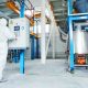 chemical industry worker at factory. Crédits : Shutterstock, Dmitry Kalinovsky