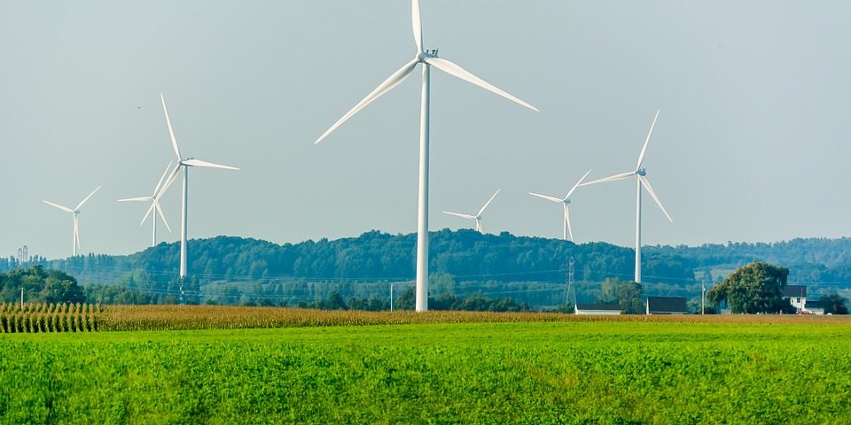 éoliennes. Crédits : Domaine public