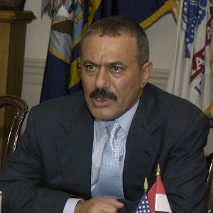 Ali Abdullah Saleh 2004 via ar.wikipedia.org