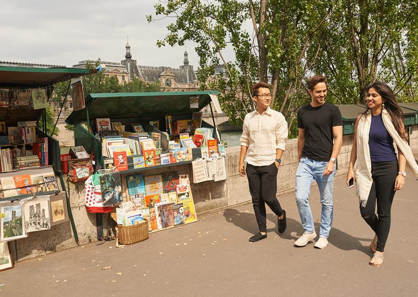 2016 Summer School students in Paris