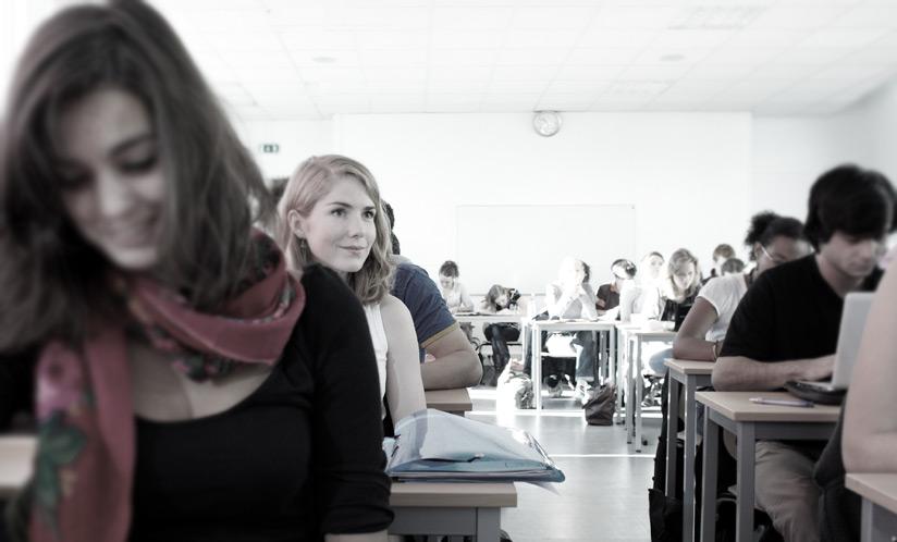 Etudiants dans une salle de cours