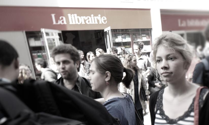 students un front of the bookshop