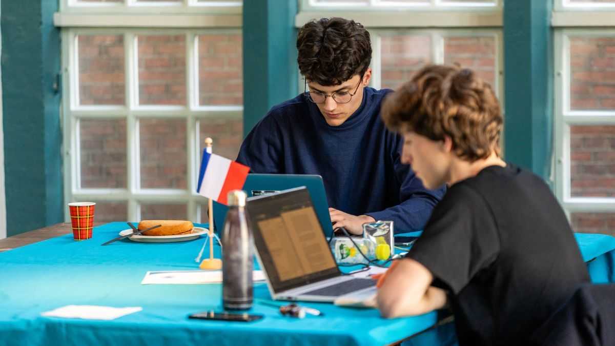 Econometric Game 2025 à Amsterdam : nos étudiants se distinguent